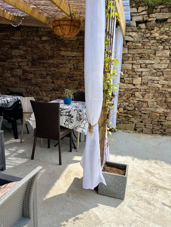 فندق Chez Michel Et Michele Calan المظهر الخارجي الصورة