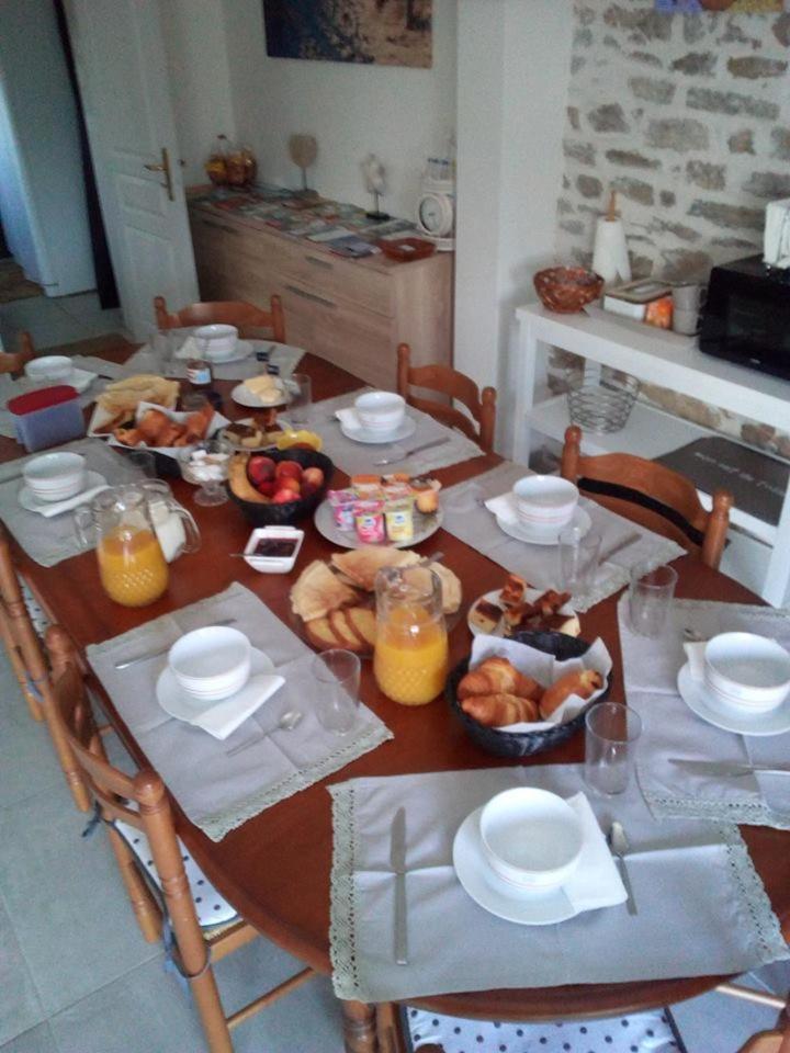 فندق Chez Michel Et Michele Calan المظهر الخارجي الصورة