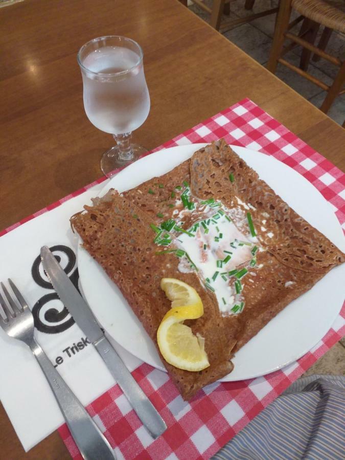 فندق Chez Michel Et Michele Calan المظهر الخارجي الصورة